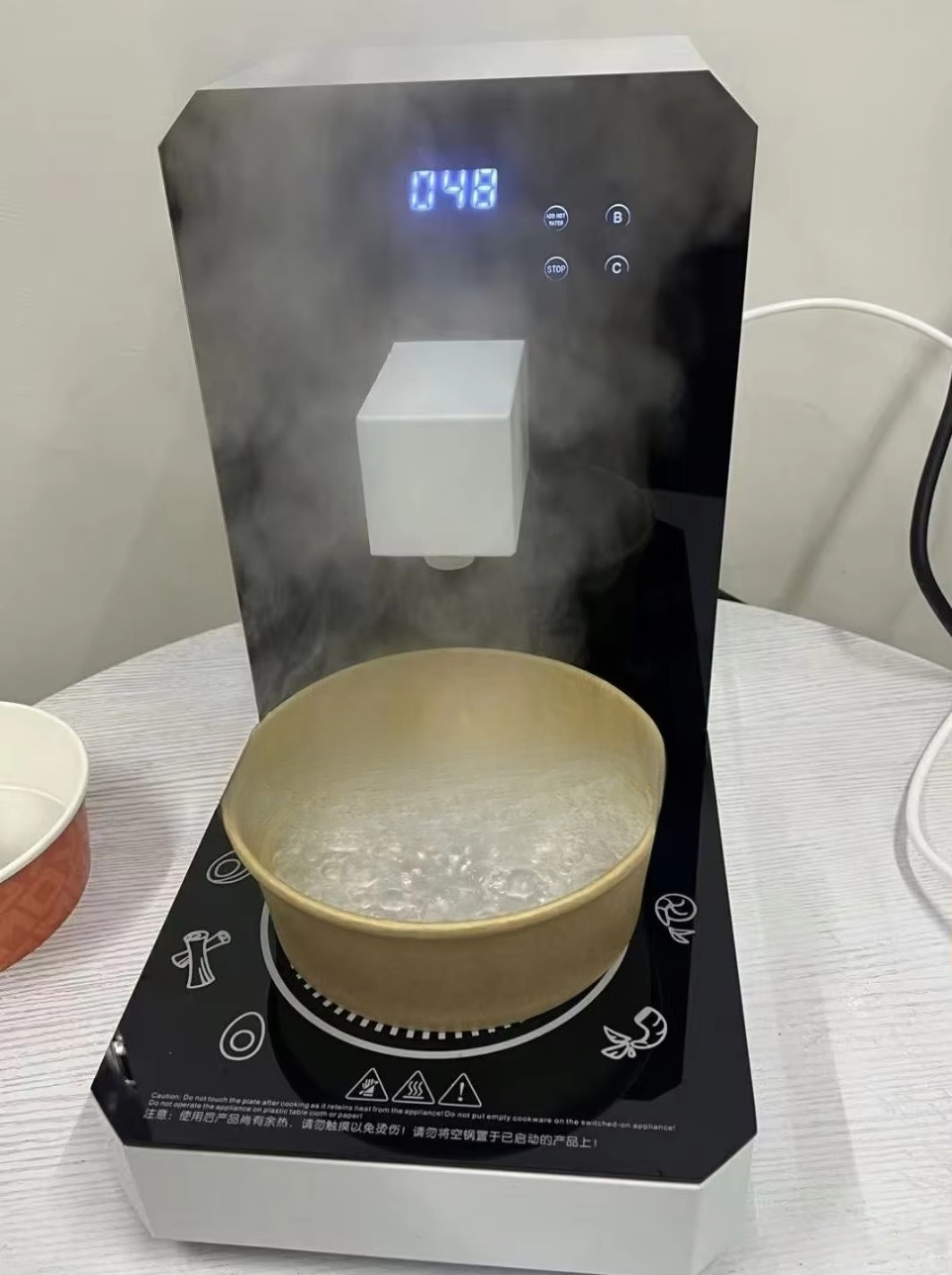 Camping Cooking Noodles - Cooking Outdoor Soup PotSports Travel Picnic